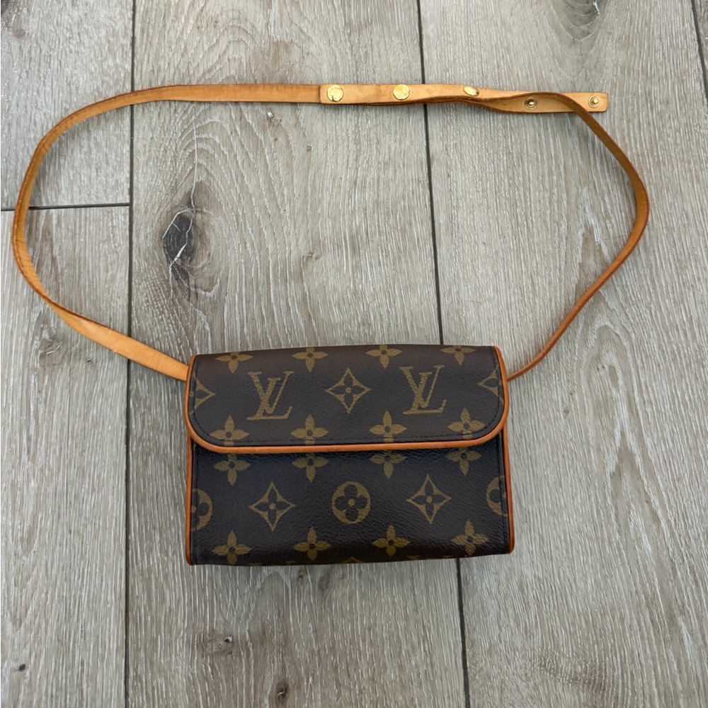 Louis Vuitton Brown Monogram Crossbody with Vachetta Trim
